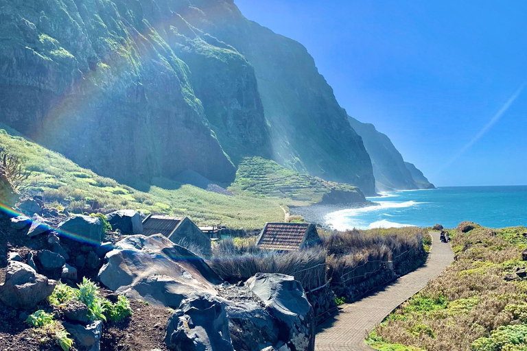 Madeira: västra sidan Achadas Cruz, Moniz, Seixal och FanalUpphämtning och rundtur i Caniço på tyska