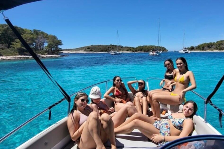 Kotor: 3 Hours Speedboat to Perast and Our Lady of the Rocks