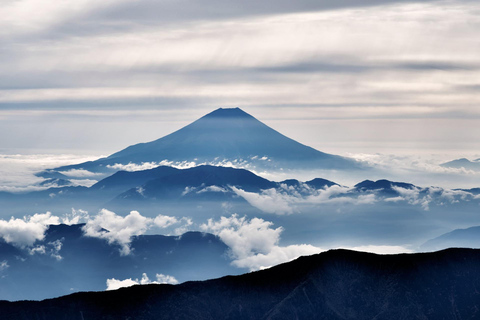 From Tokyo: Mount Fuji day Trip with English Speaking Driver From Tokyo: Private 1-Day Mount Fuji Charter with Driver