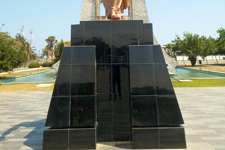 Accra: The Agbogbloshie Accra E-waste & Recycling Experience