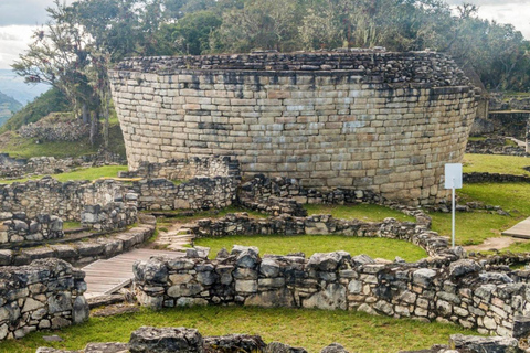 De Amazonas: Chachapoyas dia inteiro