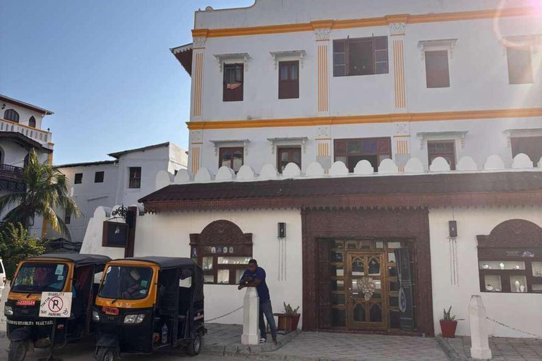 Zanzibar: Stone town, Slave Market, souvenir & Spice Market Stone town guided walking tour