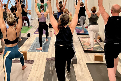 Jodhpur: Yoga Retreat with Workshops and Guide