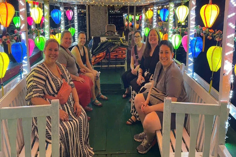 Hoi An Private Lantern Cruise by Romantic Sunset/Night HoiAn Lantern Cruise Private/Sunset/Sunrise/Lighting Lantern