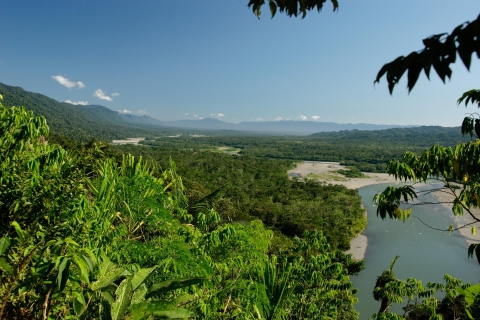 Überquerung der Anden und des Amazonas