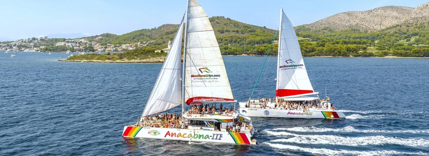 Port d'Alcudia : croisière en catamaran sur la côte nord avec repas
