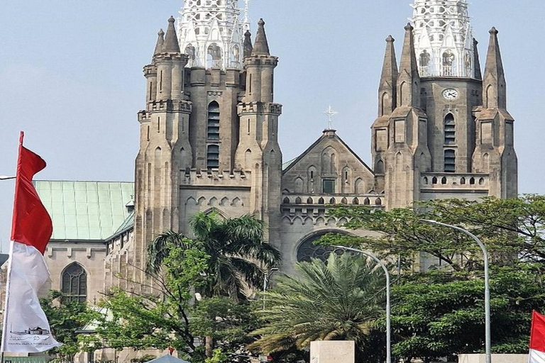 Tour di un giorno in crociera: Escursioni a terra a Giacarta