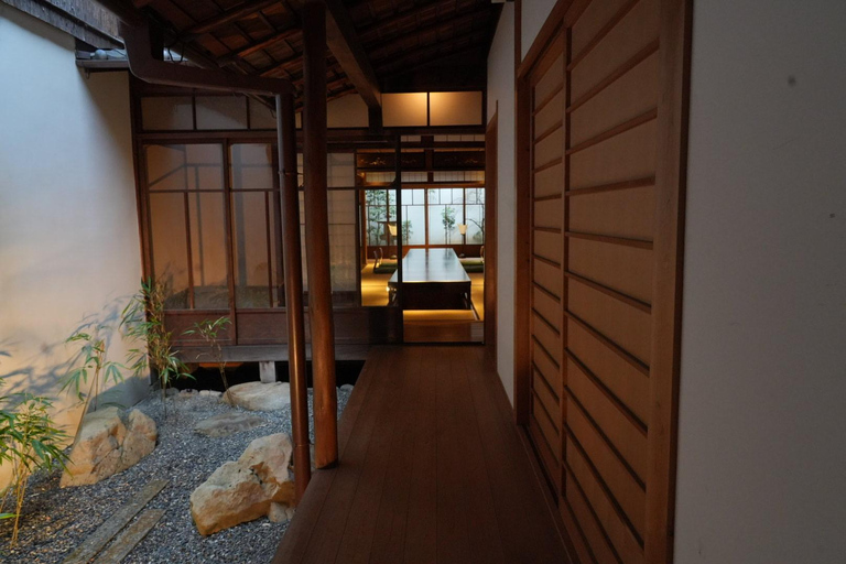 One Hour Geisha Show and Kitano Tenmangu Shrine in Kyoto