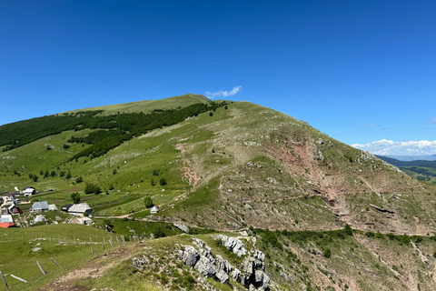 From Sarajevo: Private Lukomir Village 4x4 SafariPrivate Tour With Lunch at Lukomir Village