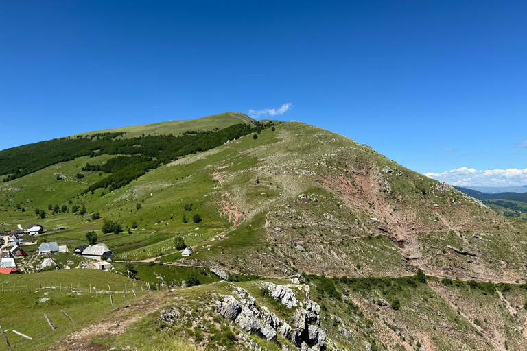 From Sarajevo: Private Lukomir Village 4x4 SafariPrivate Tour With Lunch at Lukomir Village