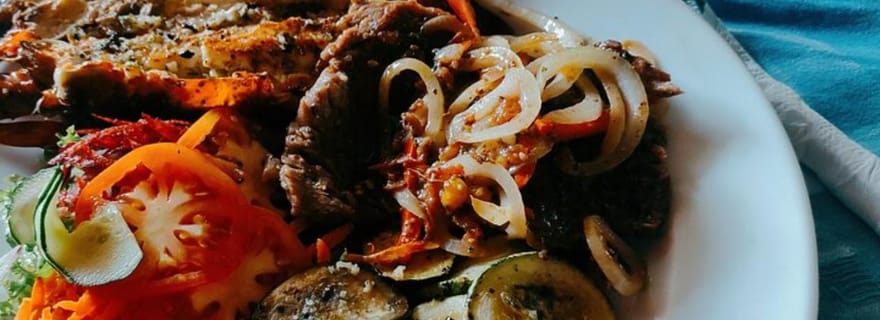 Samara : cours de cuisine avec un chef local