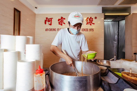 Taipei Tastes Food Tour with 12+ Tastings