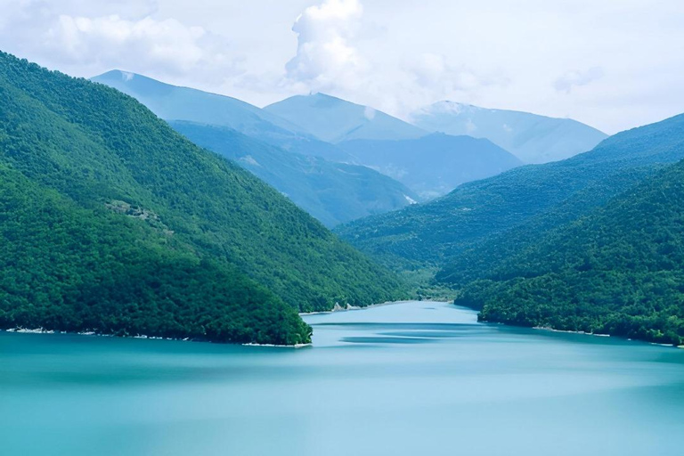 Tbilisi: Kazbegi Ananuri Zhinvali Gudauri Guided Day Trip