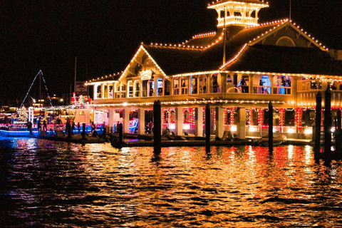 Newport Beach: Newport Harbor Holiday Lights Cruise