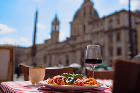 Rome : Cours de cuisine sur les pâtes et le Tiramisu sur la Piazza Navona