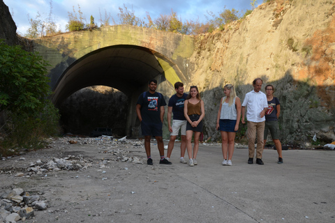 Jugoslaviens död: Unik tematisk rundtur i MostarTematisk rundtur om Jugoslaviens död i Mostar