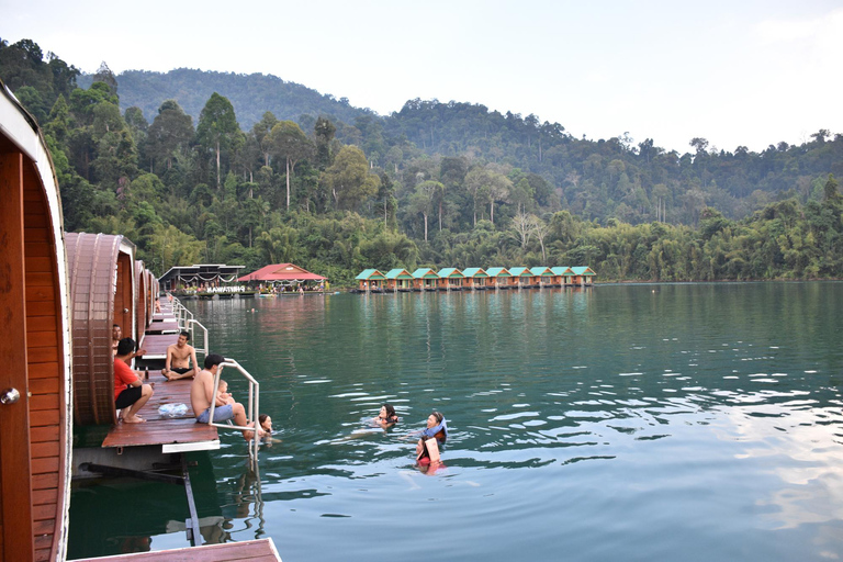 Z Krabi: 2-dniowe jezioro Cheow Lan z noclegiem na tratwie