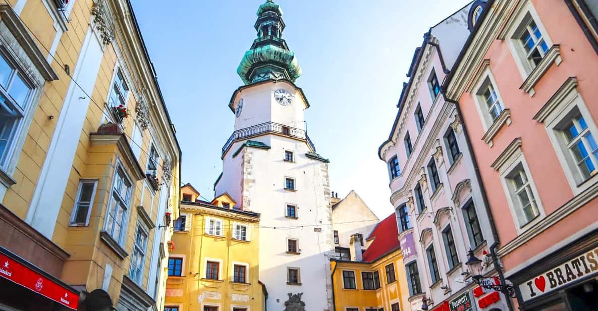 Afbeelding 2 van Van Wenen naar Bratislava, Devín en Hainburg – Rondleiding