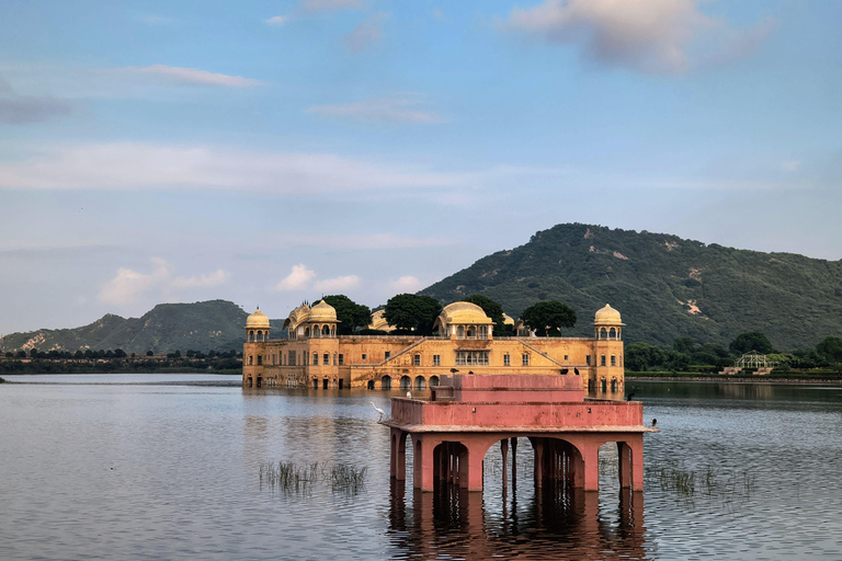 Jaipur, Jodhpur or Jaisalmer Multi-Day Trip with Safari