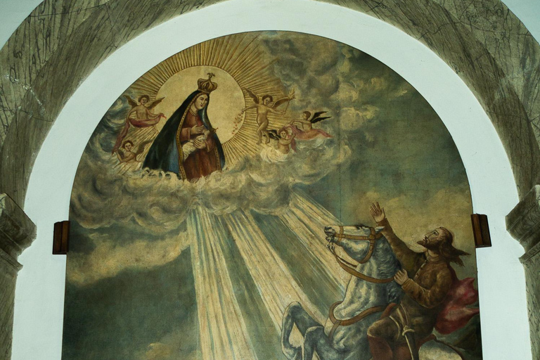 Nazaré: Walking Tour with Funicular & Local Guide