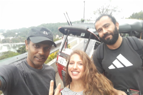 Kandy: City Tour – Immerse yourself in Kandy's rich history