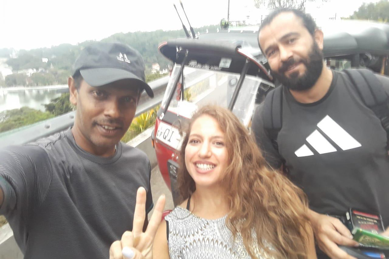 Kandy: City Tour – Immerse yourself in Kandy's rich history