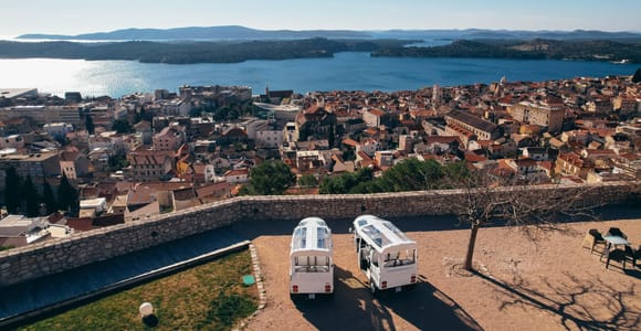 Šibenik: 3 Stunden Stadtführung mit Weinverkostung und Festungen inkl.