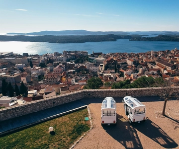 Šibenik: 3 horas City&wine tour, degustação e fortalezas inc
