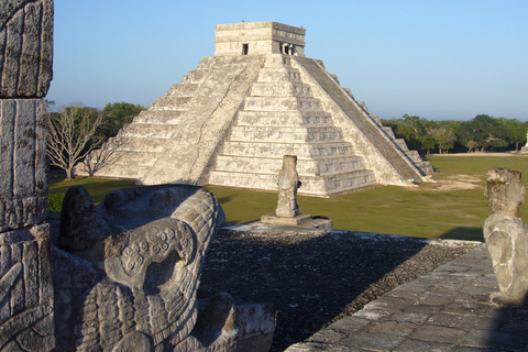 PASSEIO POR VALLADOLID - CHICHEN ITZA - CENOTES