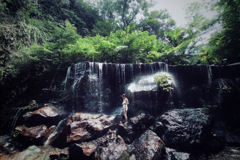 Bali : Ubud Gorilla Cave Track ATV & Waterfall Tour avec repasRandonnée en solitaire avec point de rencontre - Pas de transport