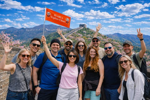 Beijing: Mutianyu Great Wall Bus Tour & Beijing Highlights