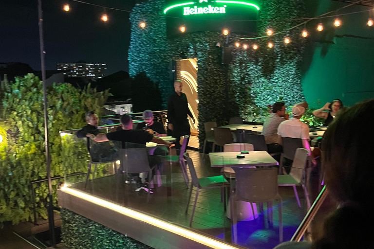 Panama City: esperienza nei bar locali — Notti a Casco ViejoPanama City: esperienza nei bar locali — notti a Casco Viejo