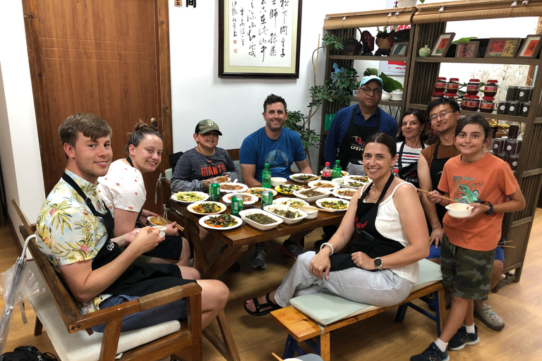 Chengdu: Cooking Class with Fresh Market Half Day Experience Chengdu: 3 Dishes Cooking Class