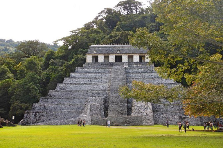 Villahermosa: Cascata Roberto Barrios e Palenque