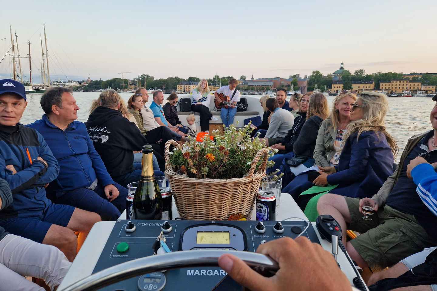 Stockholm Old Town Walking Tour & Electric Boat Ride
