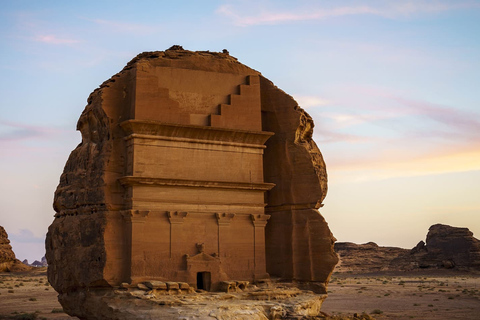 From Madinah: AlUla 2-Day Private Tour with Hotel Stay 2-Day AlUla Tour — Premium Hotel Stay
