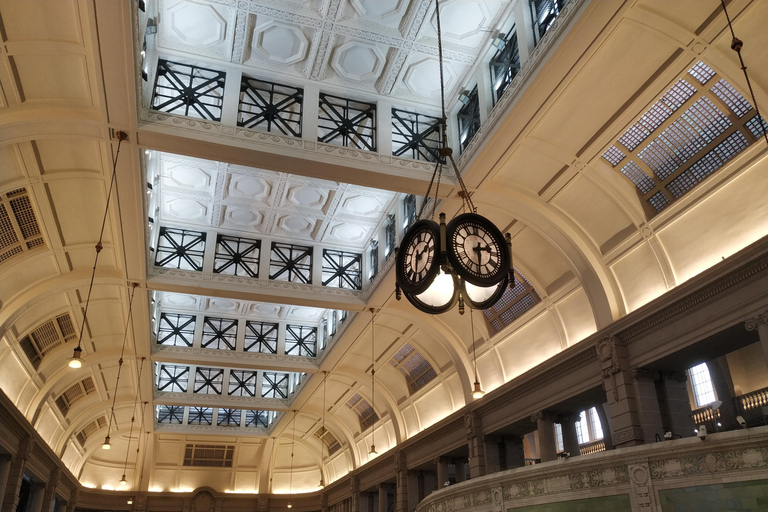 Full Day Tour with a Cultural Perspective + Palacio Barolo