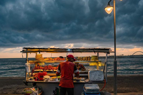 Colombo: Private Tuk-Tuk City Tour with Guide & Tickets Colombo: Private Tuk-Tuk Tour & Authentic Ceylon Tea Tasting