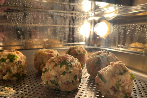 Tyrolean dumplings & mountain stories – cooking workshop with Harald in Axams