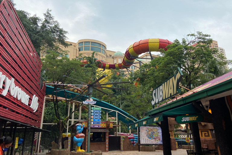 Kuala Lumpur: Sunway Lagoon Ticket &amp; 1-Way Transfer