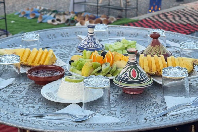 Marrakech: Royal Breakfast with Hot Air Balloons view