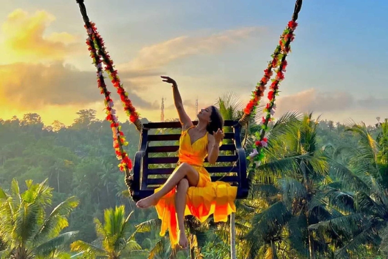 Bali Swing, Heiliger Affenwald und Wasserfall TourInklusiv-Eintrittskarten