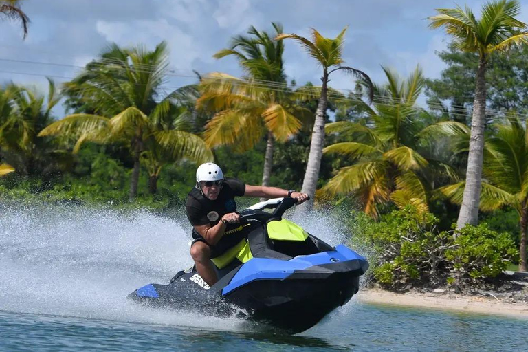 Punta Cana: Double Adrenaline, Dune Buggy and Jet Ski with Transportation