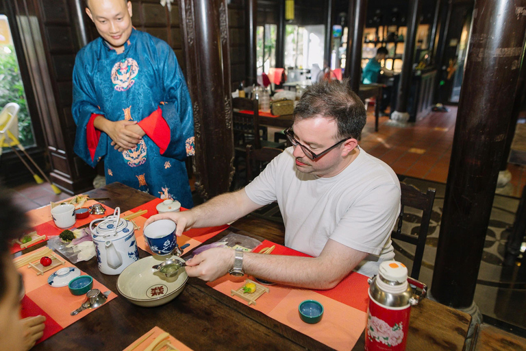 Hue：杯中莲茶艺工坊英语课