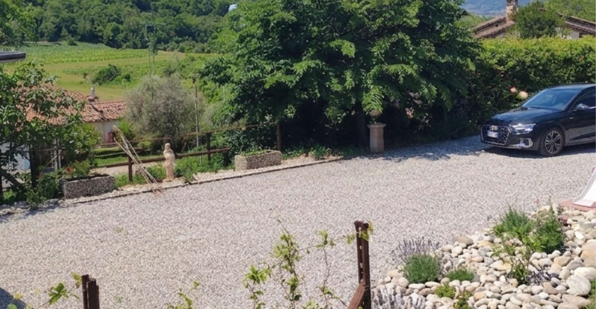 Exclusive Prosecco Hills Wine Experience in Cison di Valmarino