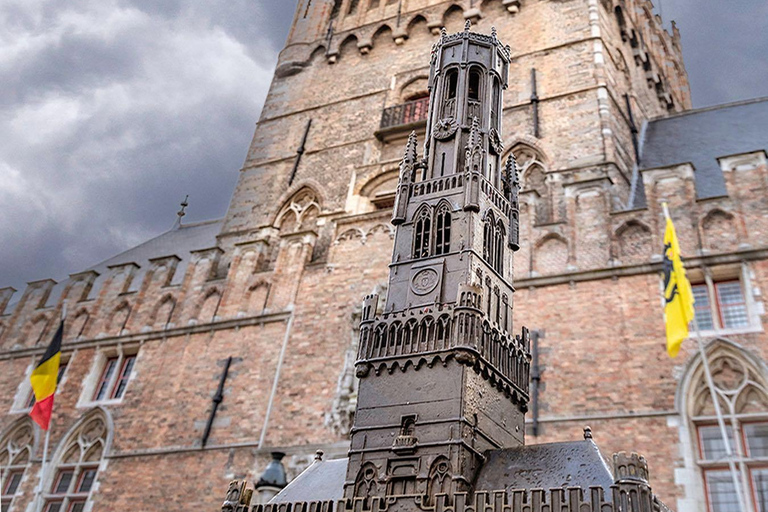 Bruges: Backstage Pass City Tour with Chocolate & Waffles