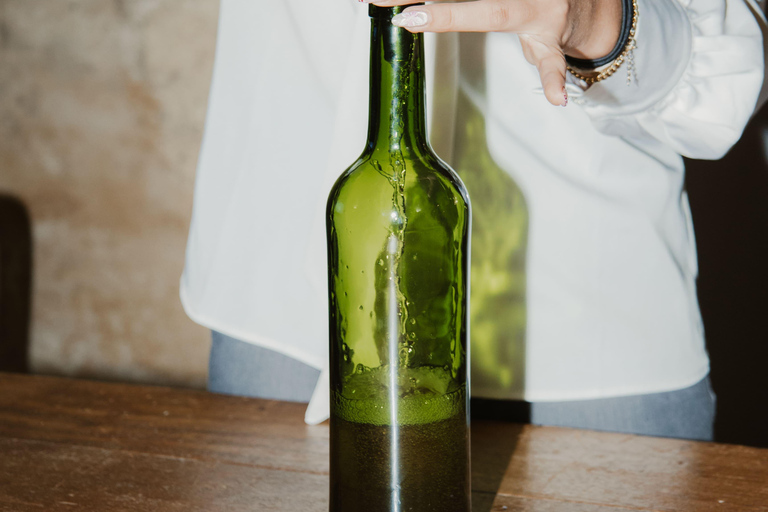 . Bordeaux: Create Your Own White Wine at a Tasting Class . Bordeaux: Create Your Own White Wine at a Food Tasting Workshop