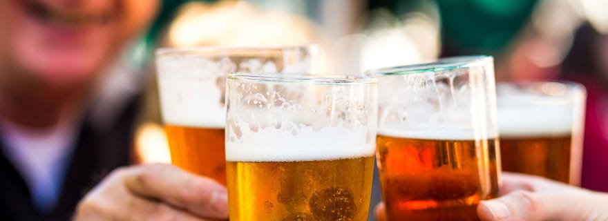 Bath : visite à pied des pubs locaux et des sites historiques (3h)