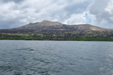 私人观光：大雅台高地和塔尔火山游船私人观光：大雅台中部地区和塔尔火山游船