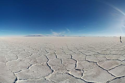 Journée complète d&#039;aventure à Uyuni : Petit déjeuner et droits d&#039;entrée inclus